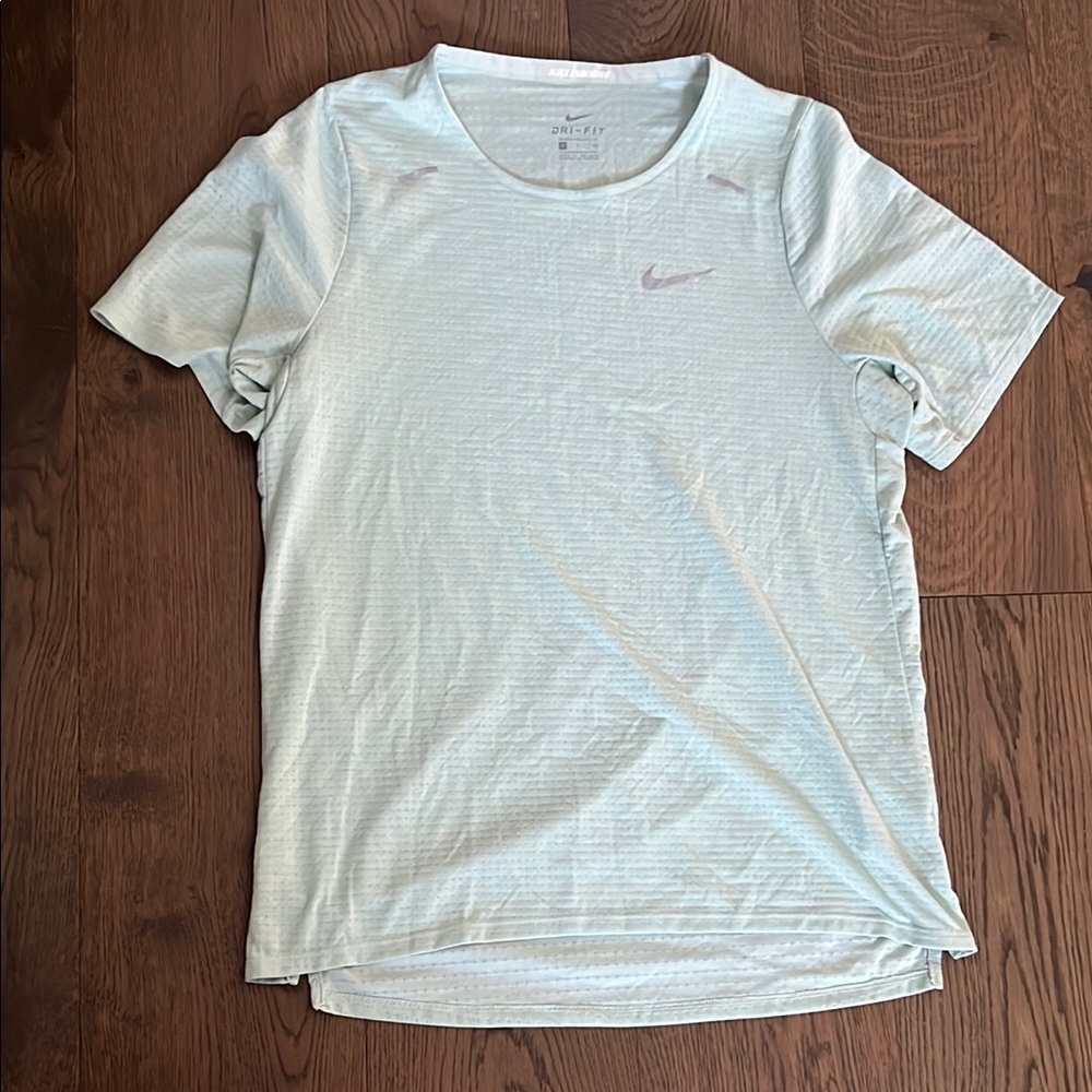 Nike Green Short Sleeve Tee